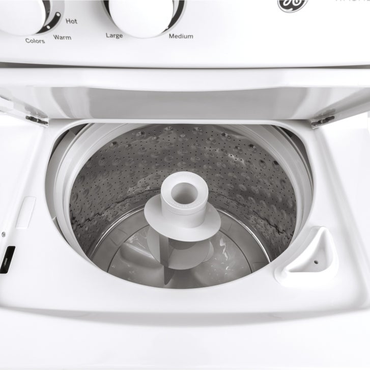 GE White 2.6 cu. ft. (I.E.C) Washer and 4.4 cu. ft. Dryer Gas Laundry Center