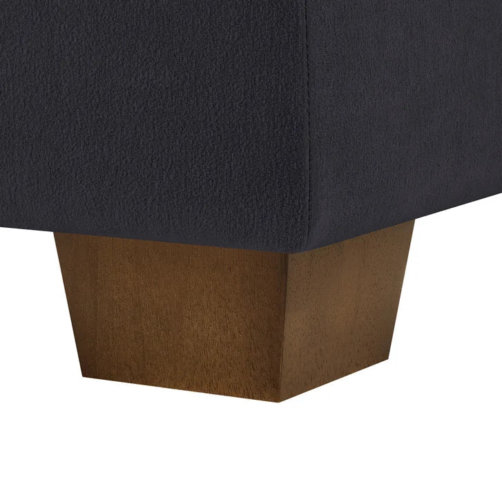Thomasville Walsen 3-piece Fabric Sectional with Storage Ottoman