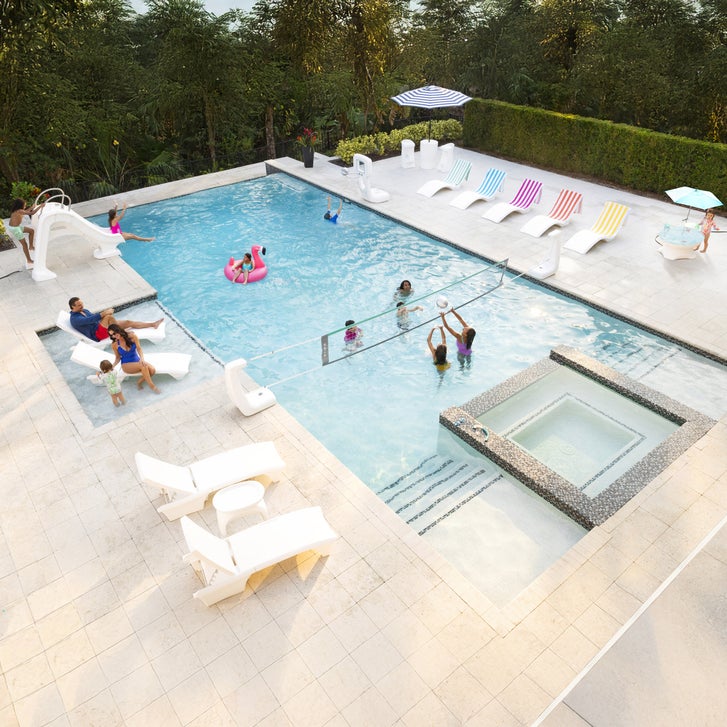 Step2 - Vero Poolside Volleyball Set