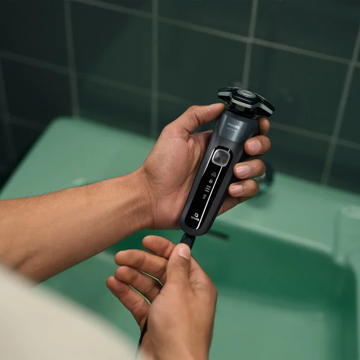 Philips Shaver Series 6000 Wet & Dry Electric Shaver