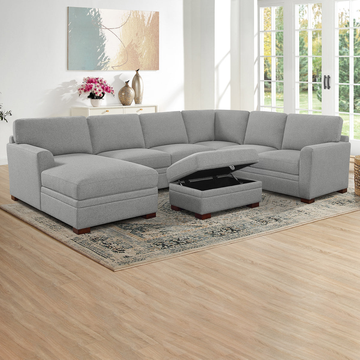 Thomasville Langdon 4-piece Fabric Sectional with Storage Ottoman