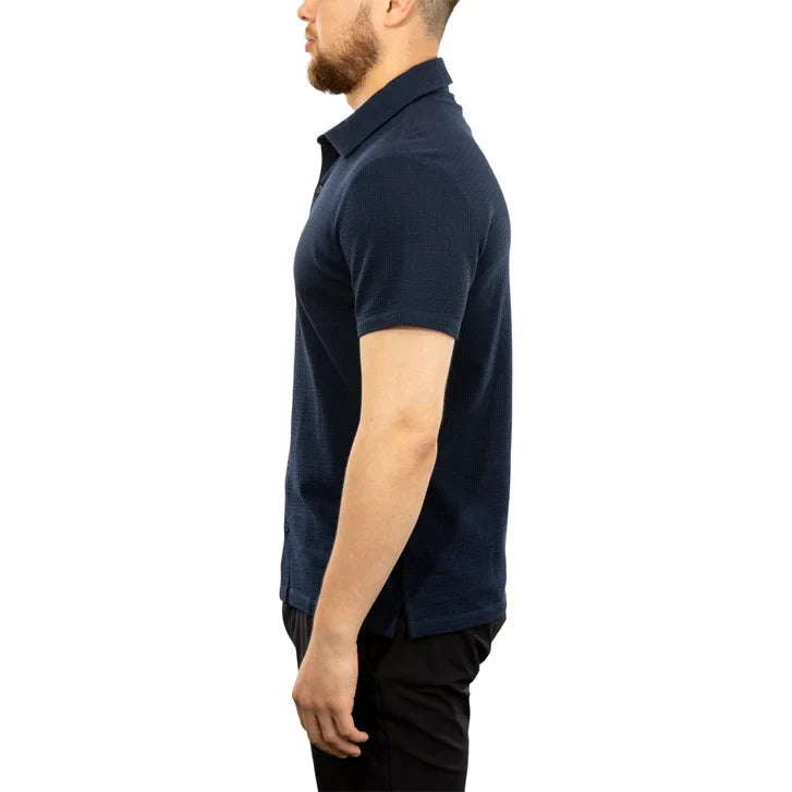 Calvin Klein Men's Seersucker Button-down Short Sleeve Shirt