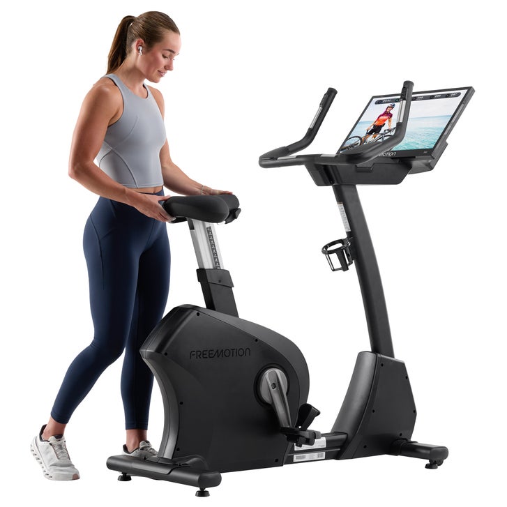 Freemotion u24 Commercial Upright Bike