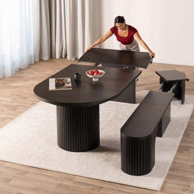 Round Transformer Table with Bench L3