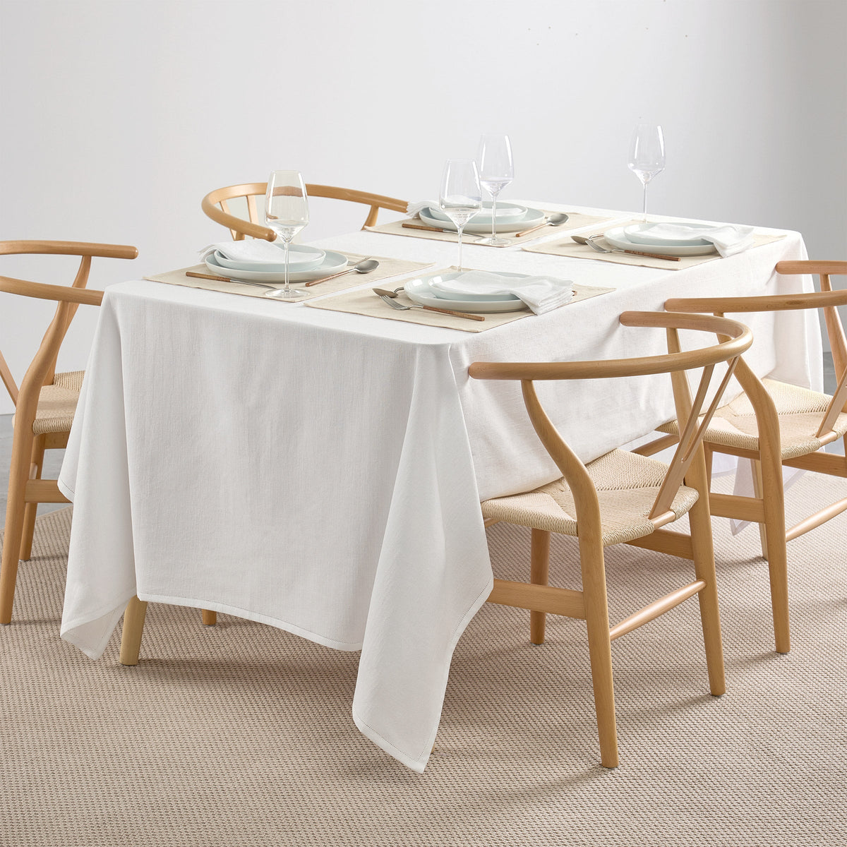 House & Home by Lynda Reeves European Collection - Cotton Linen Tablecloth