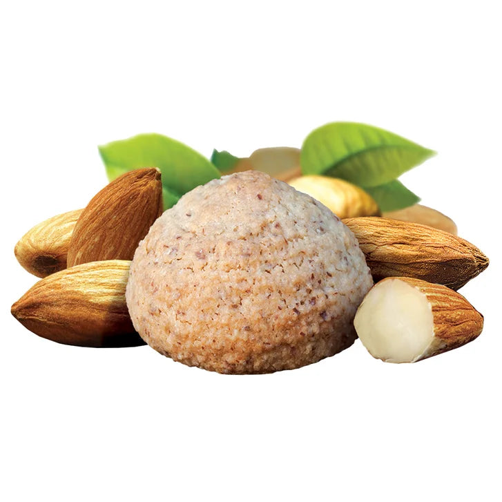 Piccola Cucina Regali Almond Macaroons, 8 × 136 g