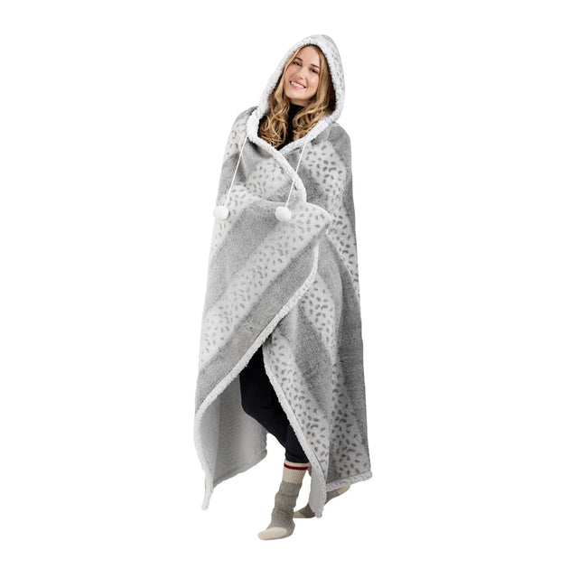 Hooded Blanket with Sherpa Reverse X9