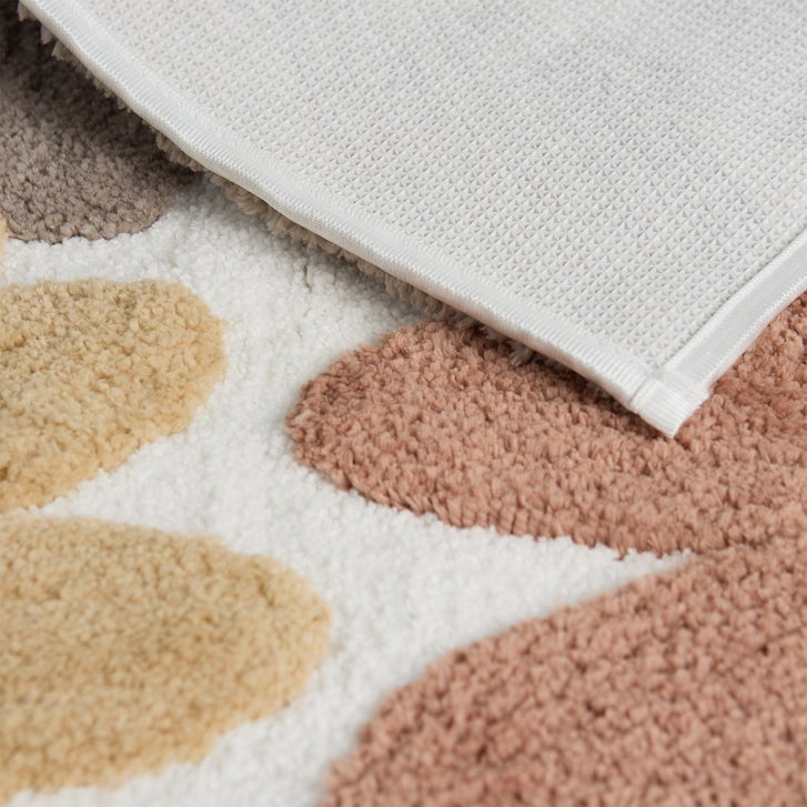 Safdie Carved Floral Bath Mat