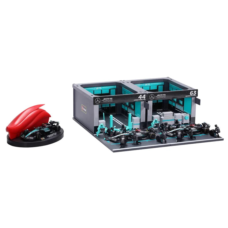 1:43 Mercedes Formula Racing Paddock