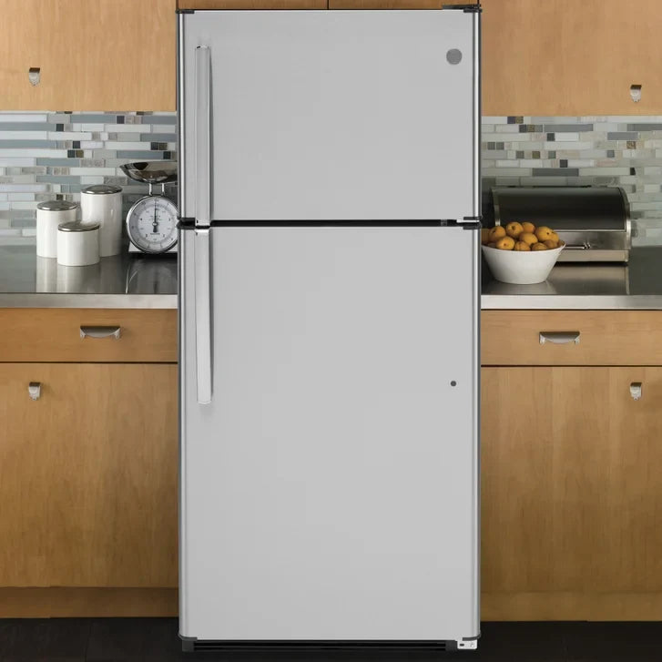 GE 30 in. 18 cu ft. Top Mount Refrigerator with Humidity-Controlled Drawers