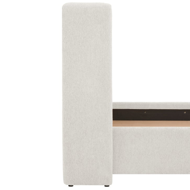Caroline Upholstered Platform Queen Bed
