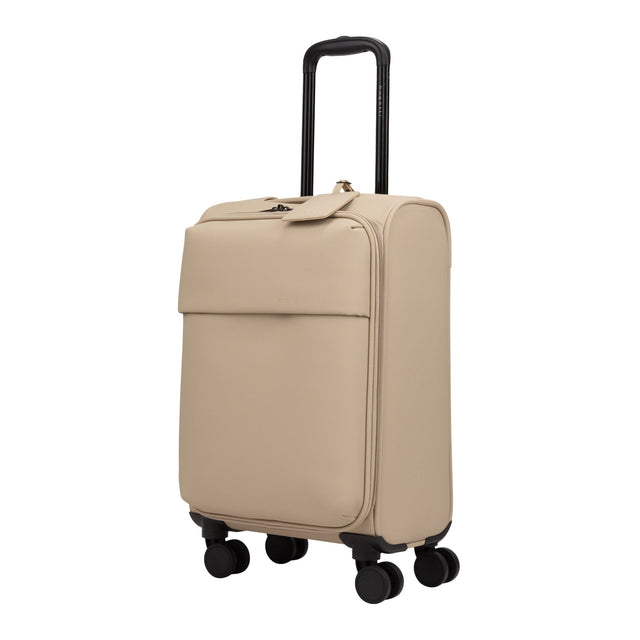 Bugatti - Sunnybrook Soft-Side Anti-Scratch Spinner Carry-On F6