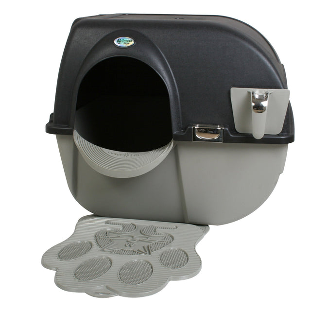 Omega Paw Large Elite Roll n' Clean Self Cleaning Litter Box with Mat G0