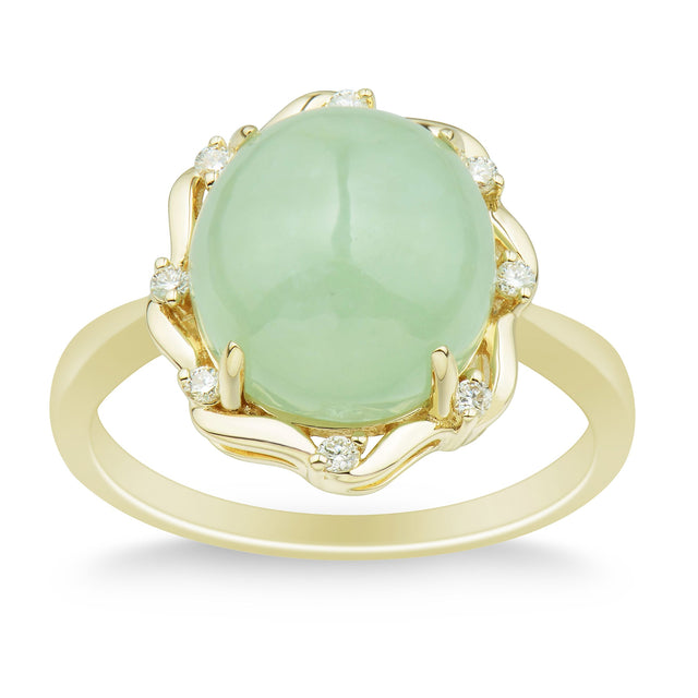 Oval Shaped Jade and Diamond Ring (0.10 ctw) W8